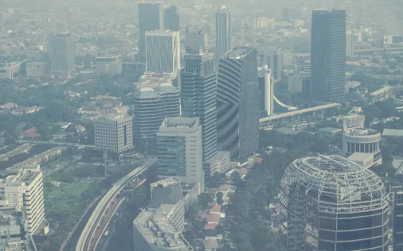 Air Pollution - Who controls the air we breathe