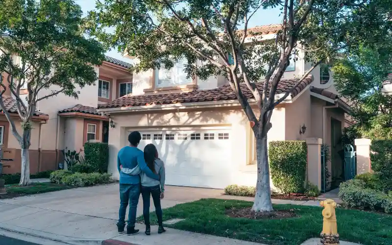 Dream House Hunting