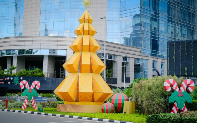 Celebrating the Holidays in Indonesia - Christmas, Thanksgiving, and New Year's
