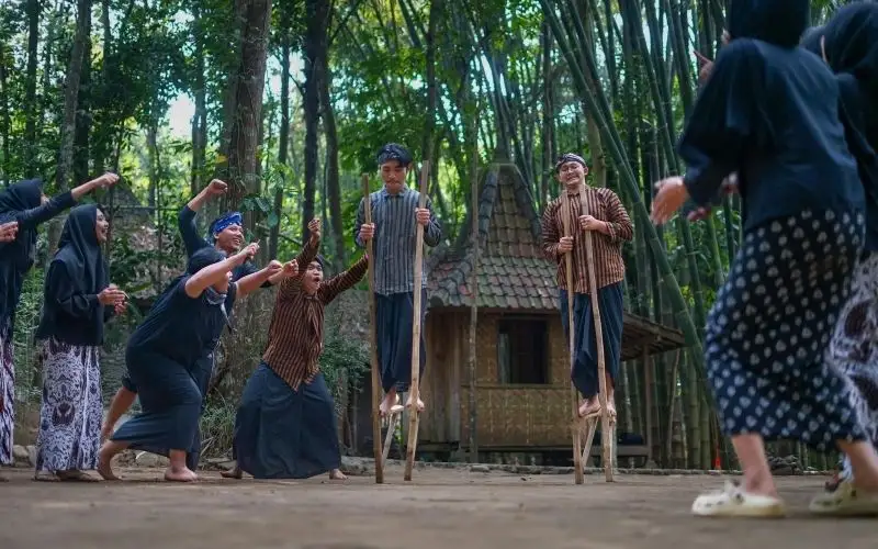 Traditional Indonesian Games