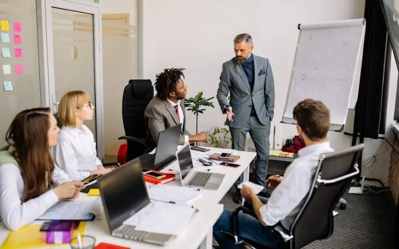 Business Across Cultures The Appearance of Understanding in Indonesia