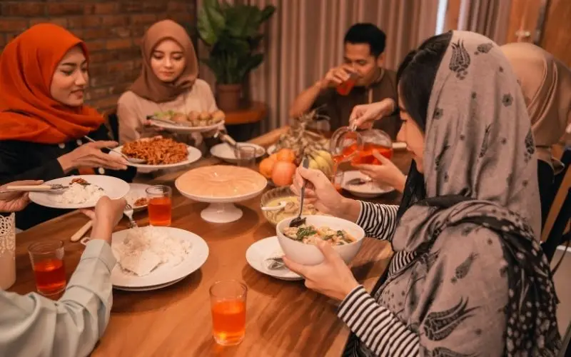 Business Across Cultures-The Fasting Month
