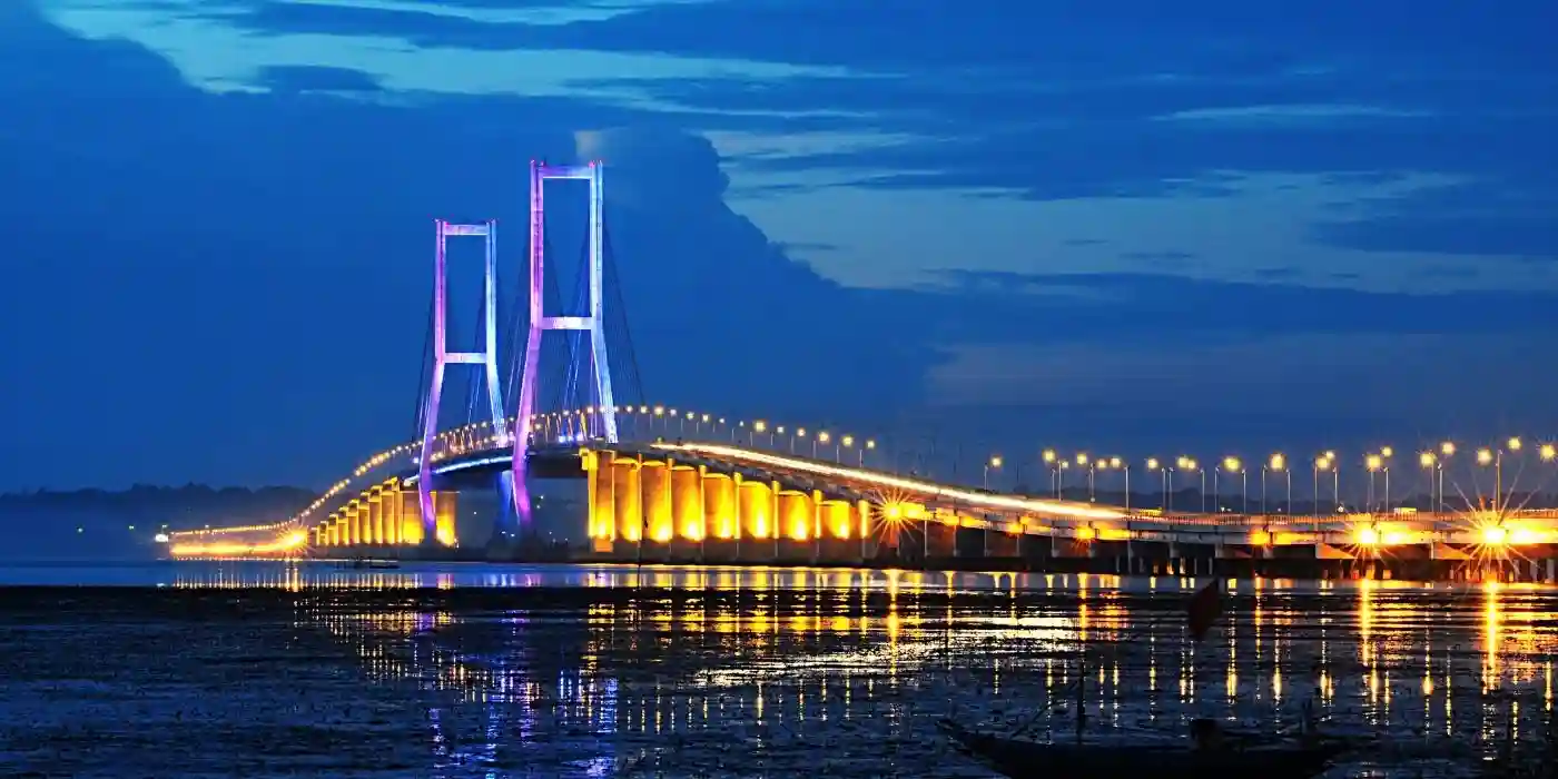 Expat Living in Surabaya Suramadu Bridge
