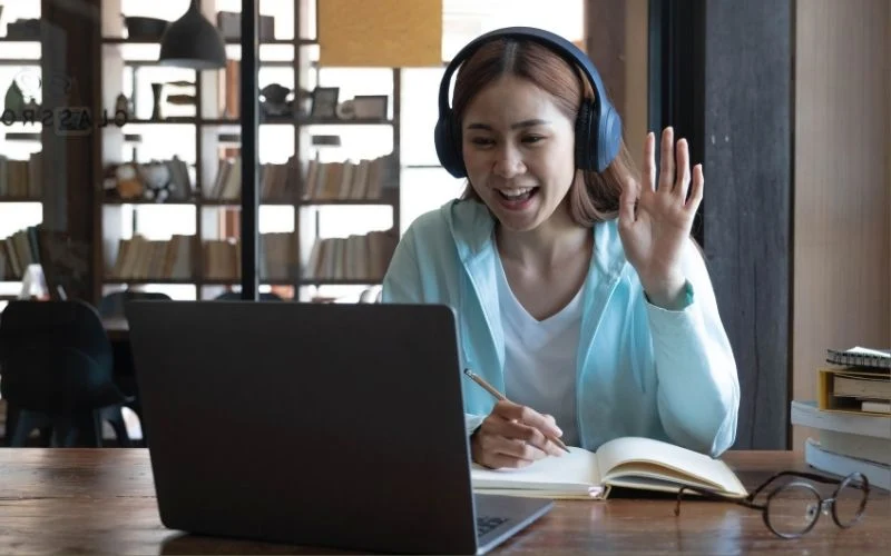 Online Learning and Apps