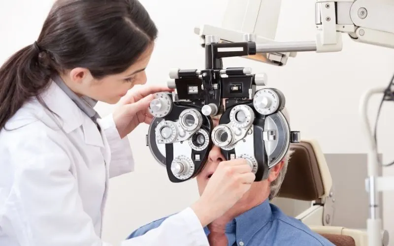 Optometrist, Ophthalmologist, Opticians and Eye Care in Indonesia