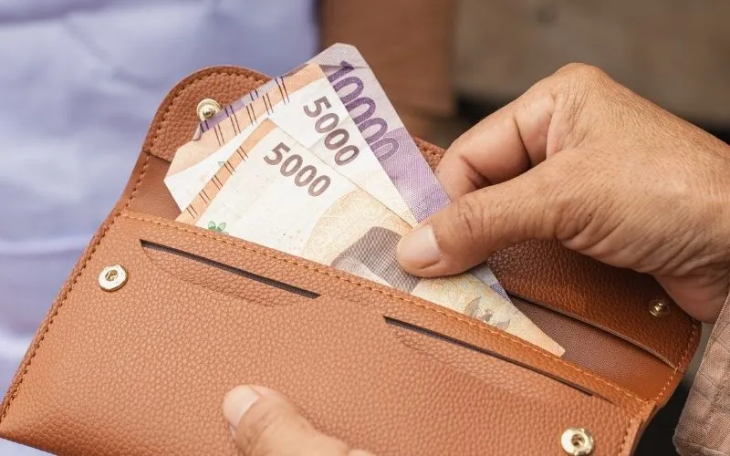 Understanding Tipping Culture in Indonesia